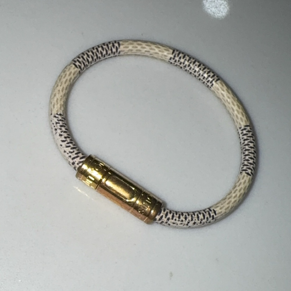 Louis Vuitton Keep It Bracelet